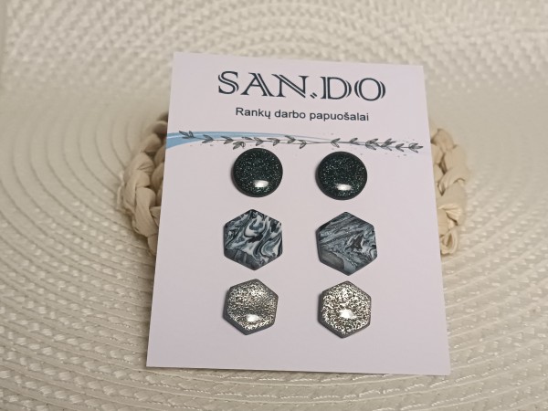 Juoda su sidabru 2